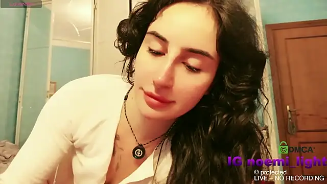 DeaAthena online show from March 2, 9:43 pm