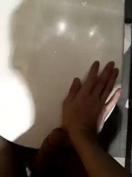 MSleepyyyy online show from March 11, 7:14 am