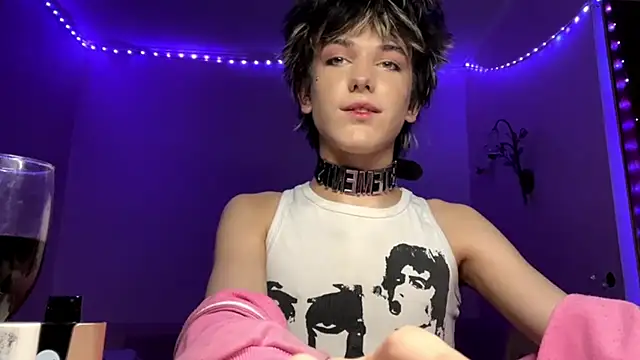 MilesGrays online show from December 20, 1:34 am