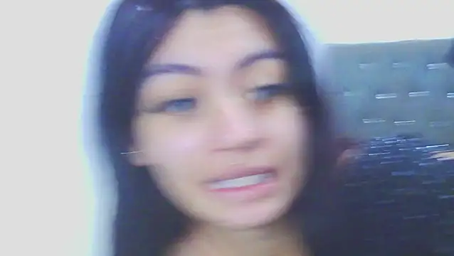 Snapshot of jimena_leon_ chatting on December 19, 2:51 am jimena leon online show from December 19, 2:51 am