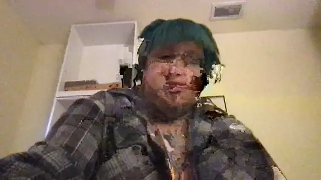 Snapshot of succubussy666 chatting on December 16, 2:44 pm succubussy666 online show from December 16, 2:44 pm