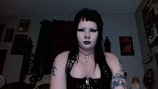 Snapshot of Bettieee_Agura chatting on April 3, 3:15 am Bettieee Agura online show from April 3, 3:15 am