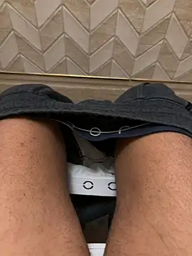 Snapshot of TheDarkDicknight chatting on December 14, 6:12 pm TheDarkDicknight online show from December 14, 6:12 pm