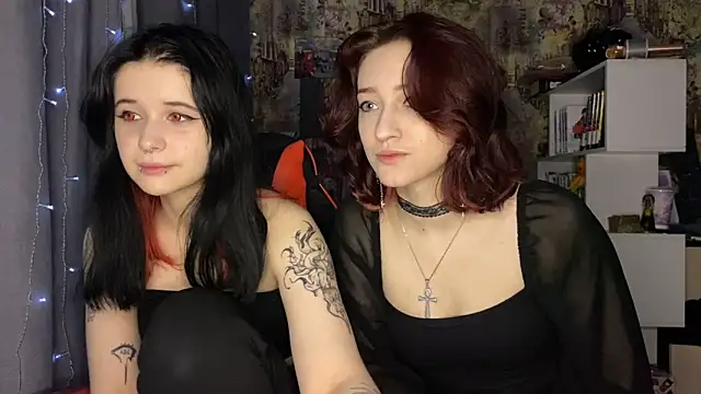 Snapshot of Absent_Fairy chatting on June 7, 5:49 pm Absent Fairy online show from June 7, 5:49 pm