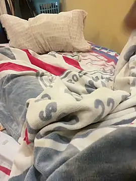 Snapshot of Nunobrubo chatting on April 7, 1:22 pm Nunobrubo online show from April 7, 1:22 pm