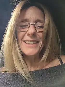 Sacha Scorp online show from April 5, 8:44 am