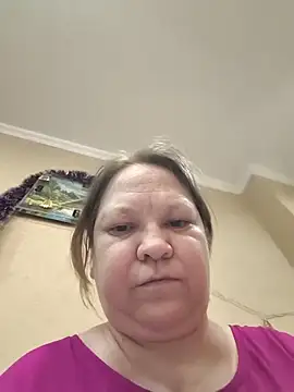 Snapshot of -Queen- chatting on February 11, 5:40 pm -Queen- online show from February 11, 5:40 pm