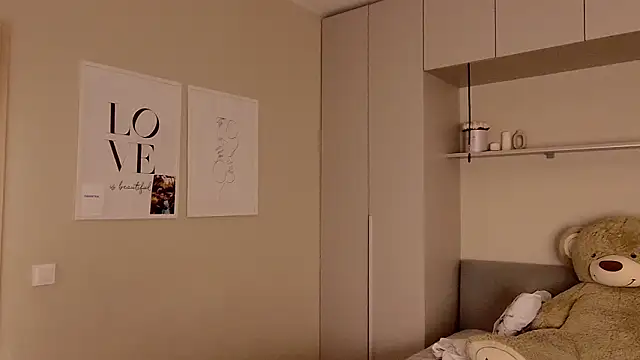 Snapshot of janeLoveSweetHeart chatting on February 1, 6:50 pm janeLoveSweetHeart online show from February 1, 6:50 pm