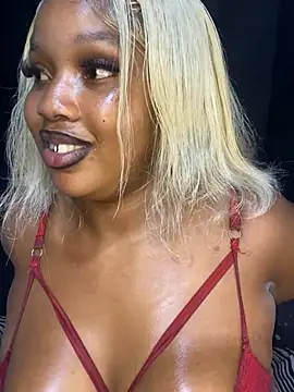 THICKBARBIE32 online show from June 27, 8:03 pm