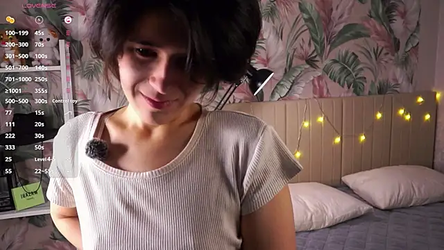 MerrieBarnicle online show from January 14, 5:24 am