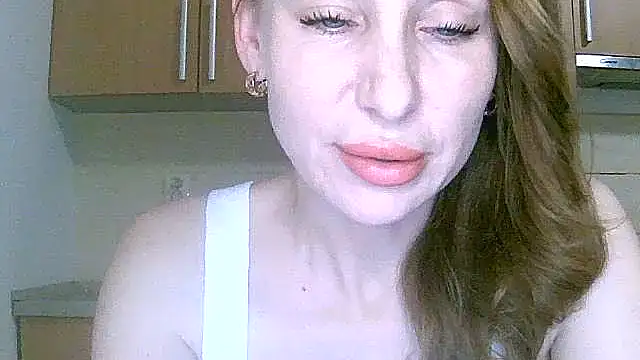 GlarysLoveress online show from December 19, 12:28 am