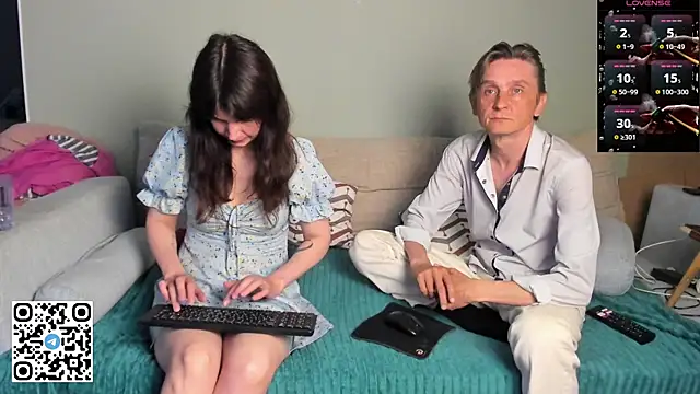 WeliosCouple online show from June 26, 7:24 am