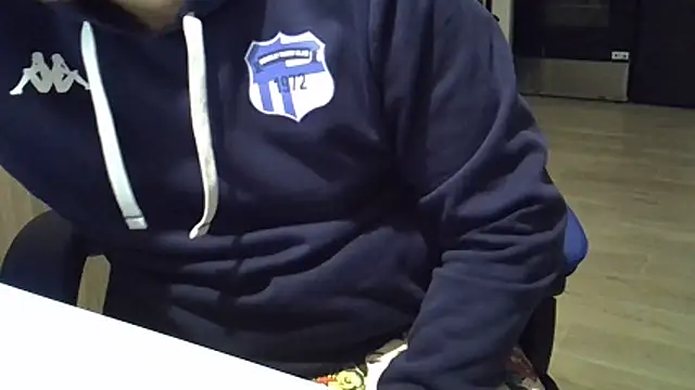 Zetros 15 online show from April 5, 11:13 pm