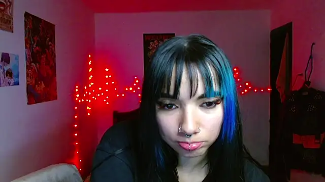  Veronicaa  online show from April 8, 4:01 am