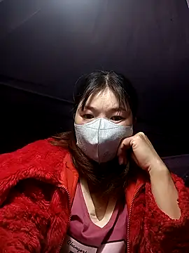 May-Ne online show from December 20, 1:07 pm