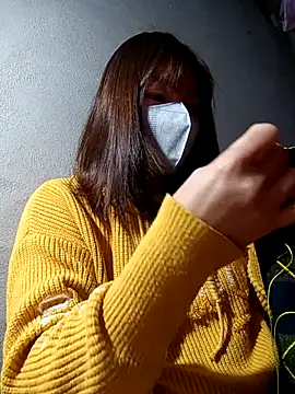 May-Ne online show from February 3, 1:38 pm