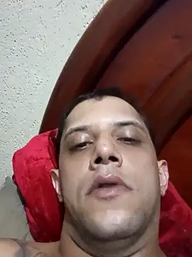 Snapshot of nando_33 chatting on February 10, 2:37 am nando 33 online show from February 10, 2:37 am