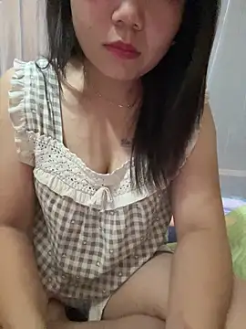 Snapshot of Miu_sexyy98 chatting on May 6, 4:01 pm Miu sexyy98 online show from May 6, 4:01 pm