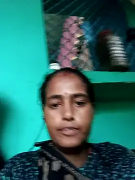 Snapshot of Radhika97A chatting on August 5, 5:43 am Radhika97A online show from August 5, 5:43 am