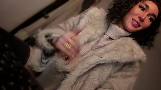 Snapshot of mxshemale_ladyboy chatting on November 20, 4:51 pm mxshemale ladyboy online show from November 20, 4:51 pm