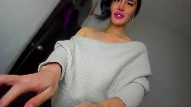 mxshemale ladyboy online show from July 28, 8:52 pm