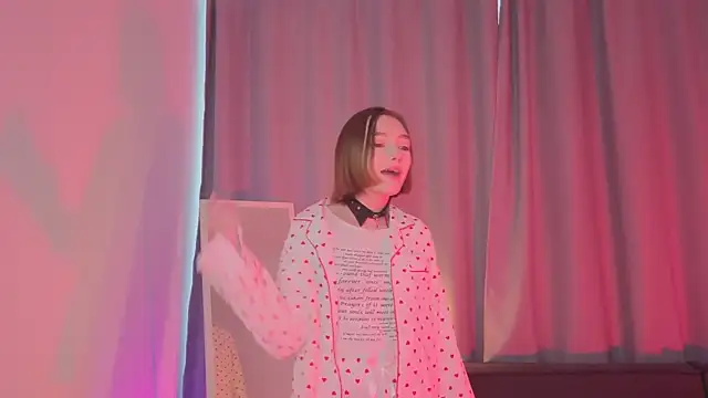 Leyla crsh online show from January 14, 5:13 am