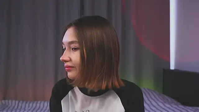 Leyla crsh online show from March 30, 5:08 am