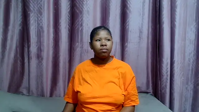 TemptingCloeXx online show from February 6, 1:21 am