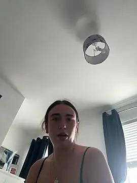 MillieB online show from June 6, 2:44 pm