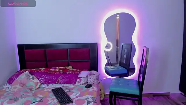 Snapshot of CRISTAL_T2 chatting on February 23, 6:16 pm CRISTAL T2 online show from February 23, 6:16 pm