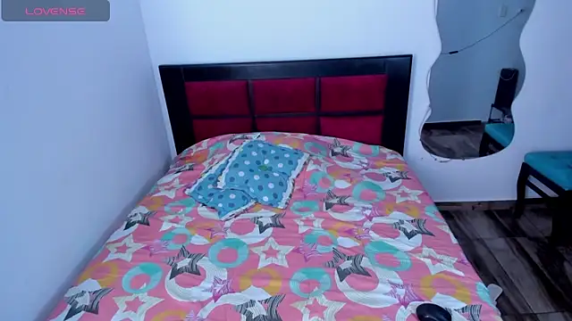 Snapshot of CRISTAL_T2 chatting on February 25, 7:45 pm CRISTAL T2 online show from February 25, 7:45 pm