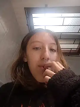 Briar y Blair online show from January 6, 1:04 pm