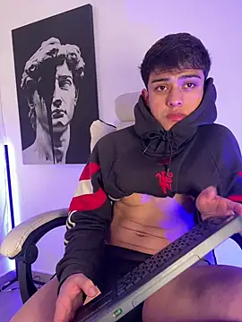 Snapshot of lian_fooxx chatting on February 14, 4:09 am lian fooxx online show from February 14, 4:09 am