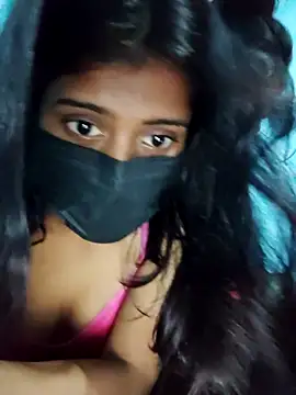 Snapshot of Aaradhya-Rani chatting on February 9, 7:29 pm Aaradhya-Rani online show from February 9, 7:29 pm