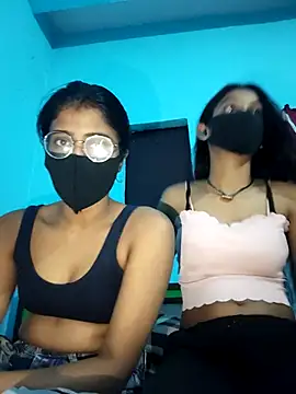 Snapshot of Aaradhya-Rani chatting on February 28, 7:26 pm Aaradhya-Rani online show from February 28, 7:26 pm