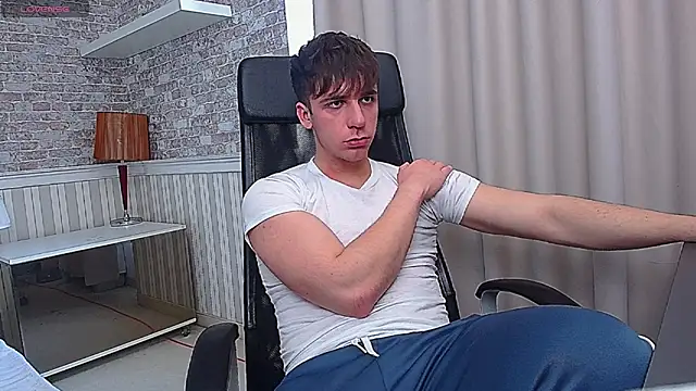 KellenWest online show from January 14, 11:27 am