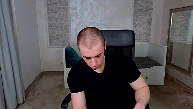 KellenWest online show from April 11, 4:17 am