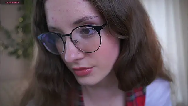 KarmenRasey online show from April 16, 3:13 pm