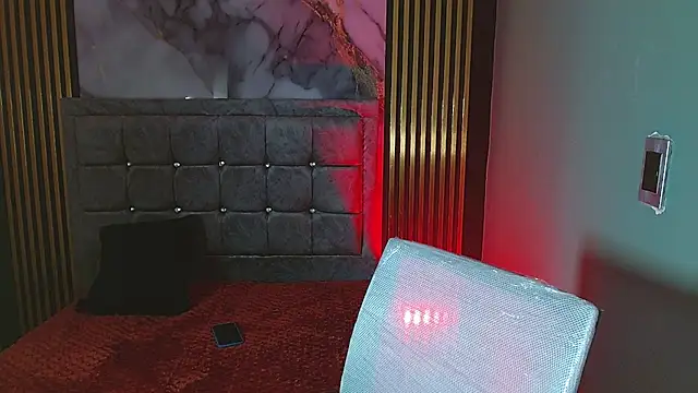 yiskasmith online show from March 25, 5:46 am