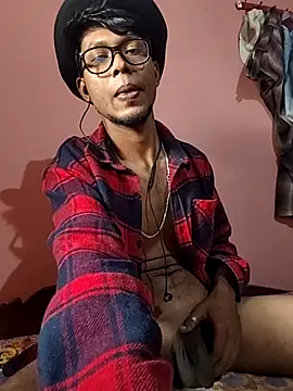 Advikk GSH online show from December 16, 9:03 am