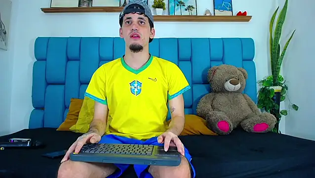 Snapshot of boy_Dirty_X chatting on April 10, 5:23 am boy Dirty X online show from April 10, 5:23 am