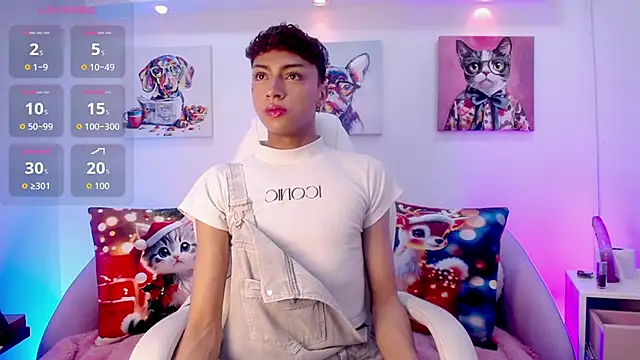 Snapshot of Owen_JP chatting on December 19, 8:27 pm Owen JP online show from December 19, 8:27 pm