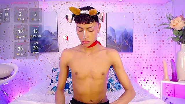 Snapshot of Owen_JP chatting on March 1, 8:22 pm Owen JP online show from March 1, 8:22 pm