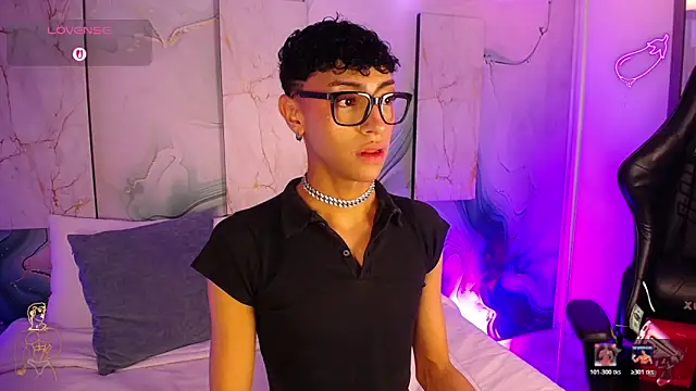 Snapshot of Owen_JP chatting on March 31, 3:19 am Owen JP online show from March 31, 3:19 am