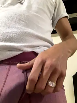 Alejandro Volkov online show from January 7, 1:30 am