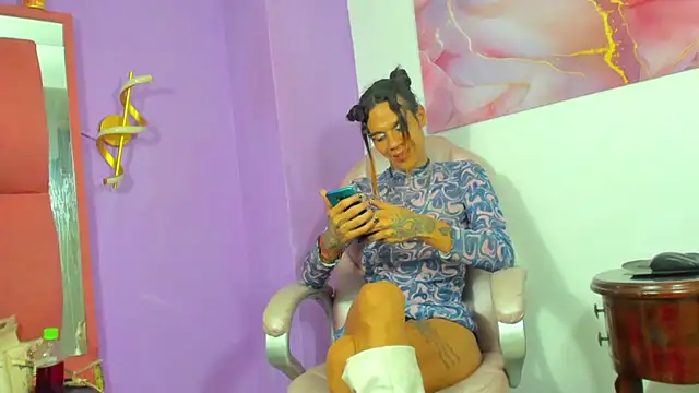 partyts online show from March 12, 3:01 am