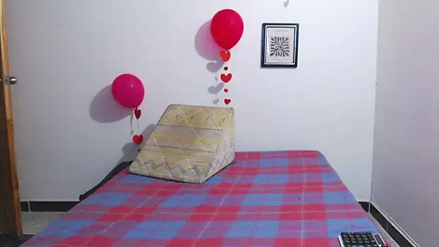 cirosky elchicopolla online show from February 17, 3:25 am