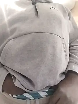 Snapshot of mango9518 chatting on March 21, 4:32 pm mango9518 online show from March 21, 4:32 pm