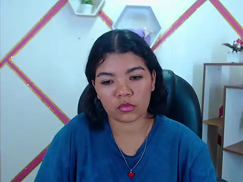 Heidy Colins online show from December 18, 1:55 am