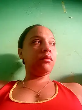 Snapshot of Catalina-hot01 chatting on December 16, 1:27 pm Catalina-hot01 online show from December 16, 1:27 pm